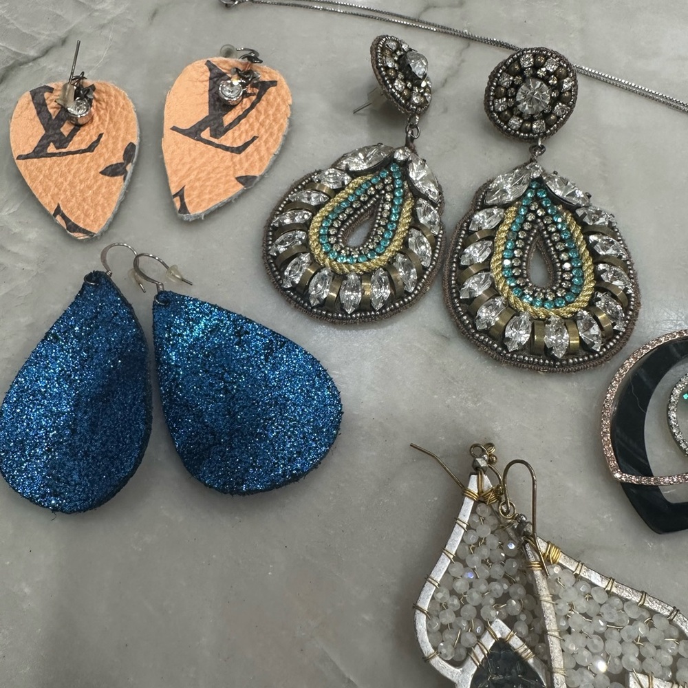 Assorted Statement Earring Grab Bag - image 4